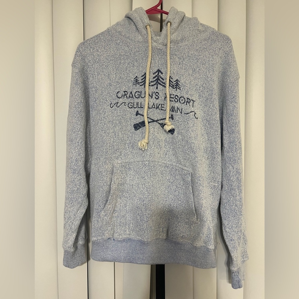 Cragun’s Resort Women’s Sweatshirt Size Small Blue and White Tourist Minnesota